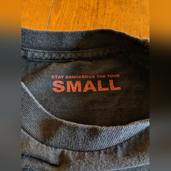 YG Stay Dangerous 4 Hunnid The Tour Men's Graphic Box Logo Concert T Shirt Small - Picture 4 of 4